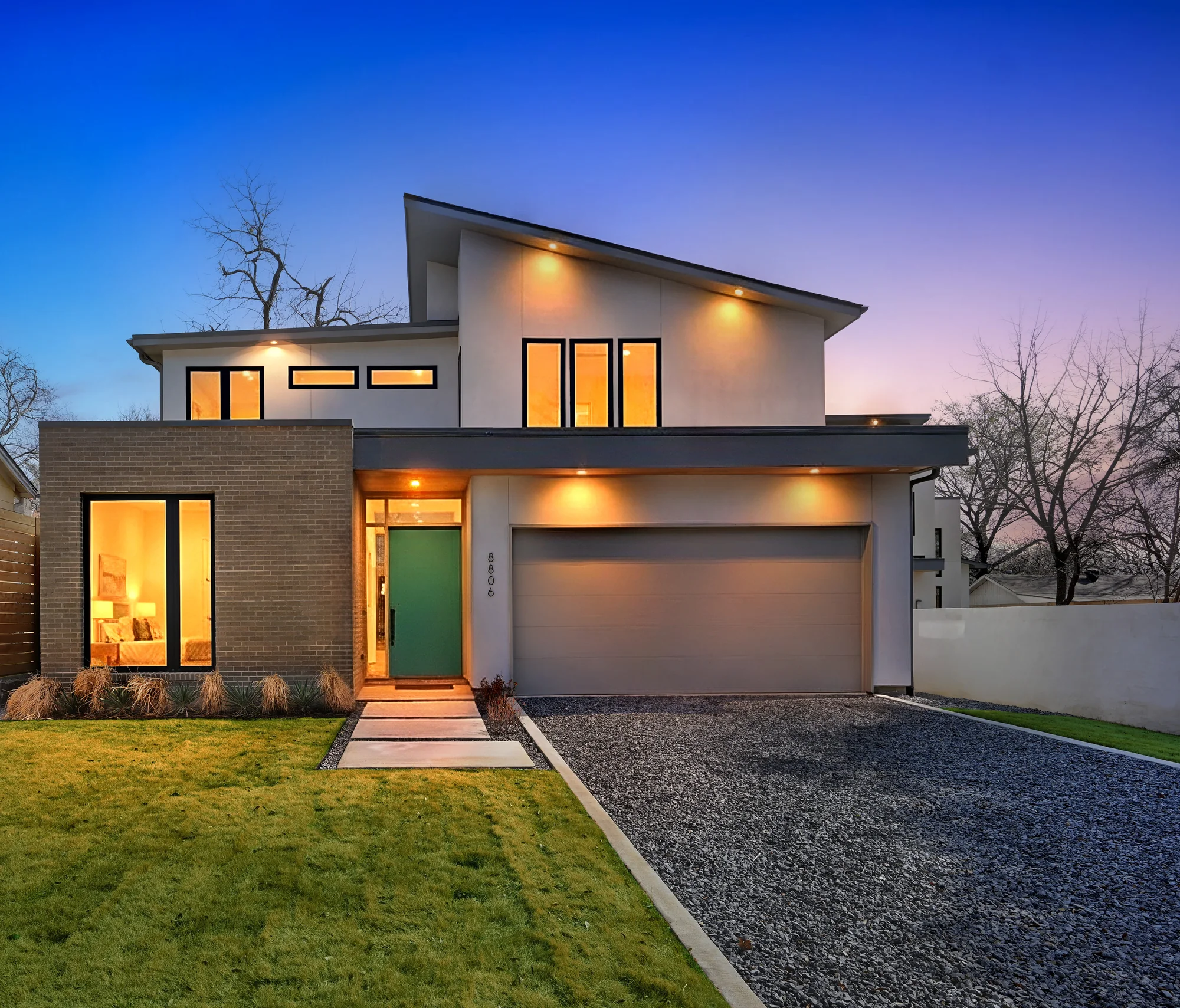 8806 Diceman — Contemporary