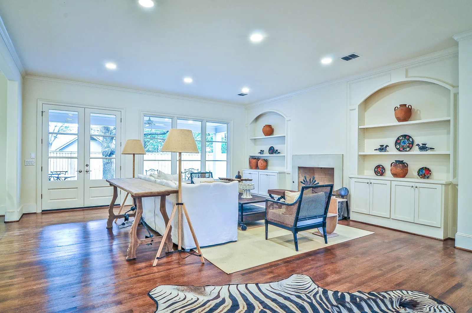 5517 Greenbrier — photo 7