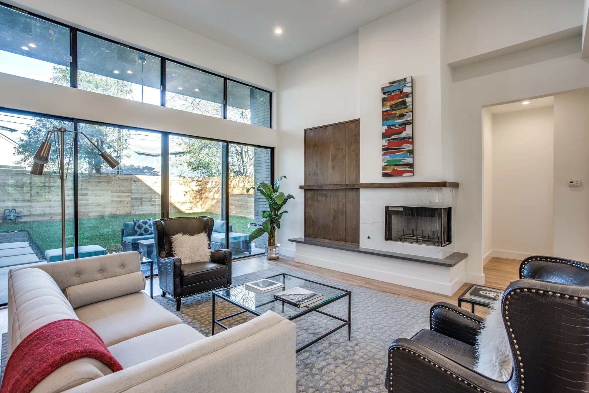3919 Lively Ln — photo 3